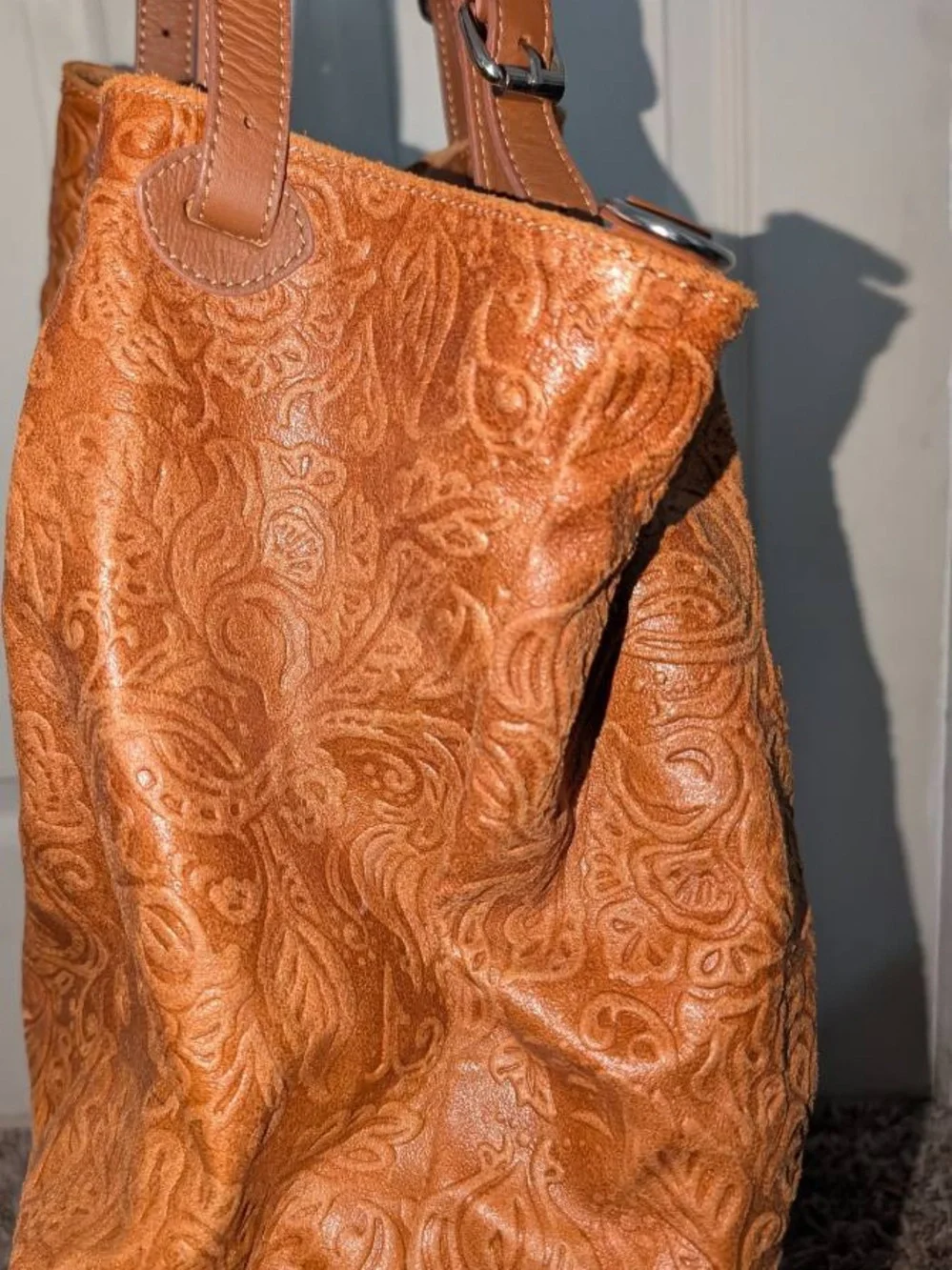 Genuine Leather XL-Women's Embossed Hobo Bag in Cognac Brown